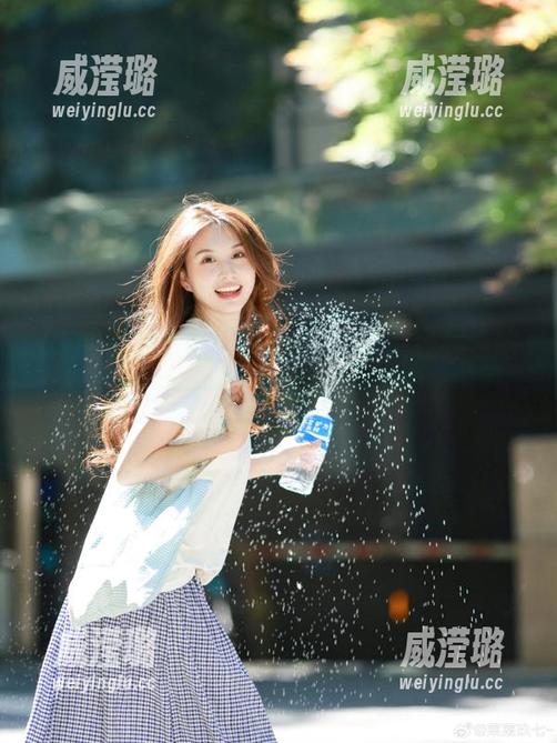 视频里的“www.17”一秒钟变吃瓜王——喜欢就得接受呀！