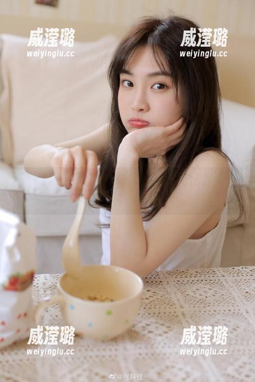 发布了个啥？www.17又把我脑海搅和得一团乱…