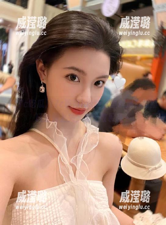 17c吃瓜 17c吃瓜ios版,黑料爆料的新玩法竟上头,毫无敬畏感~