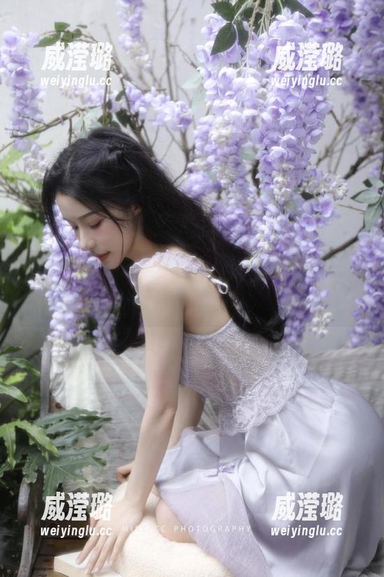 一不小心就爱上17c吃瓜app，吃瓜过程中还能顺便outfit审美！