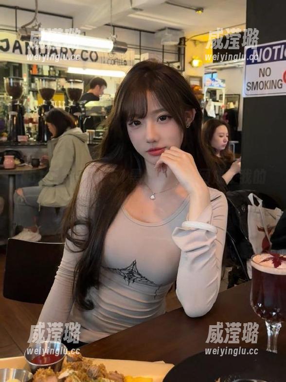 “51黑料网”官网成了我的避风港，八卦心情随便发泄
