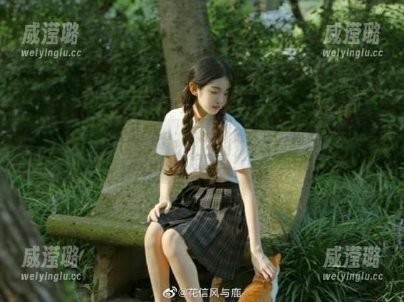 91吃瓜 91吃瓜app:黑料释放大会,瓜皮闭嘴,快来一起享受!