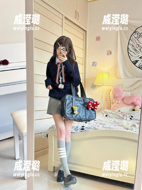 99吃瓜网 登陆99吃瓜网,说听我说那边的瓜是个大戏,真想把嘴里瓜子扔掉,专心看热闹呀!