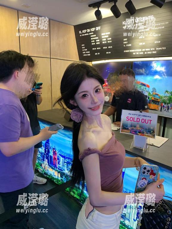 小心！不要在“cgw”地址流连忘返，容易迷路哦。