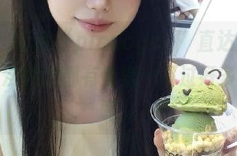 听说“picacgcg”直达爆料现场，每次刷新都有惊喜…不过好多都是…嗯。