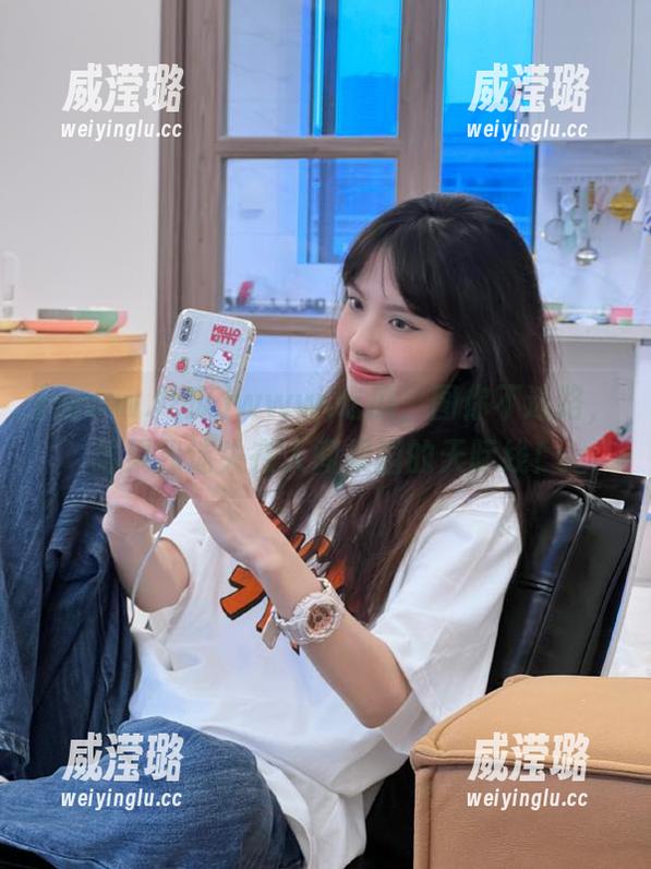www.吃瓜 www.吃瓜,图你不迷路,结果我迷失在人间果园的天际线!