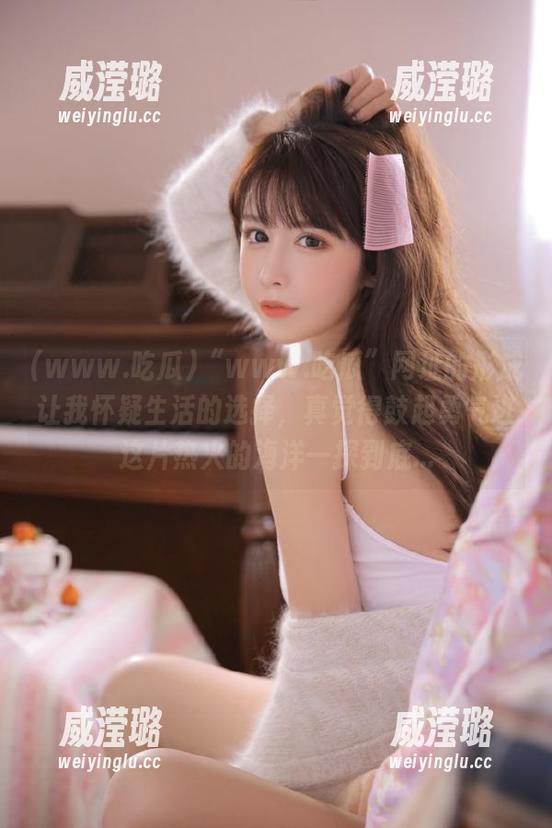 www.吃瓜 “www.吃瓜”网址的形成让我怀疑生活的选择,真觉得鼓起勇气进这片热火的海洋一探到底...