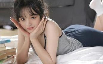 上班无聊？快速登录zztt740.ccm来个瓜，把你这一周的烦恼抛到九霄云外。