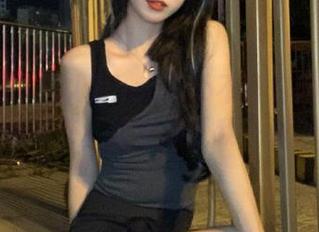 本以为heiliao不打烊网站会忙得不可开交，结果换了我一张沙发？