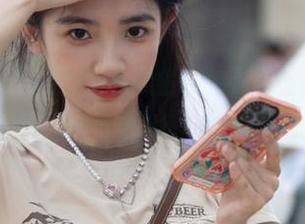 五一吃瓜的娜娜又在撒野啦，网址里都是她的身影，真有点入微观…