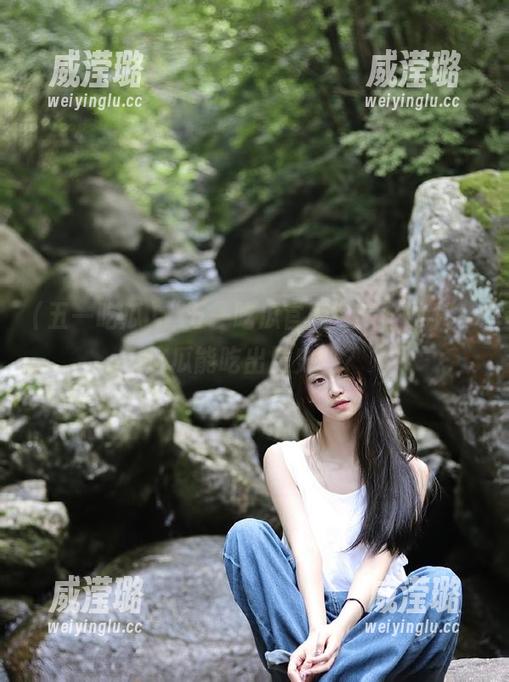 “五一吃瓜官网”疯狂收藏，这瓜能吃出历史吗？