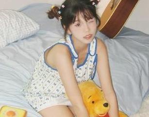 今日吃瓜91：我就想问，玩偶为什么越来越会摆pose？观看请自备小板凳