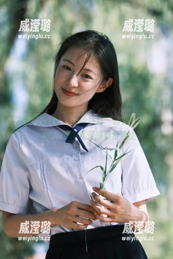 在“冲哥精选”的入口，永不迷路，真的就是顺着留言走
