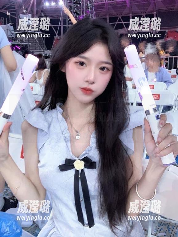 吃瓜直播——“就问你敢不敢来我这里吃瓜，漏斗形的八卦入口等着你！”