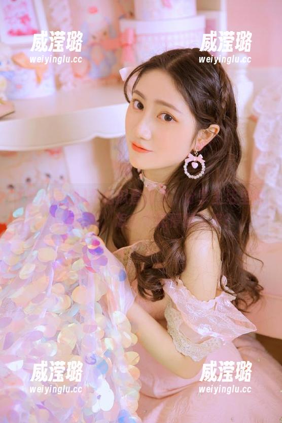 在吃瓜直播里，分享生活里的八卦乐趣，怎么可能停得下来？