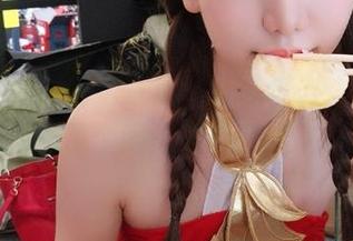 吃瓜直播：登录进去，就像开了个锅，瓜香四溢