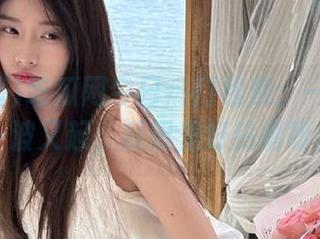 吃瓜网今日热门线索：一波未平一波又起，瓜田里好热闹呀！