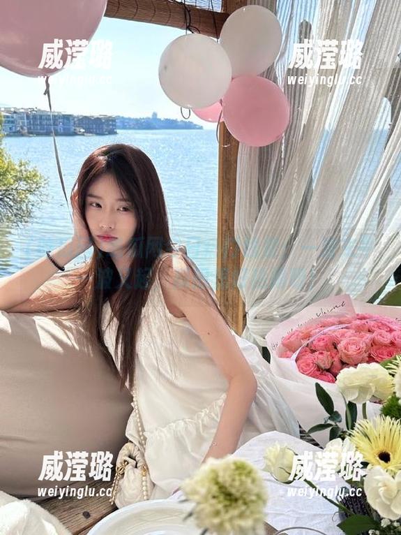 吃瓜网今日热门线索：一波未平一波又起，瓜田里好热闹呀！