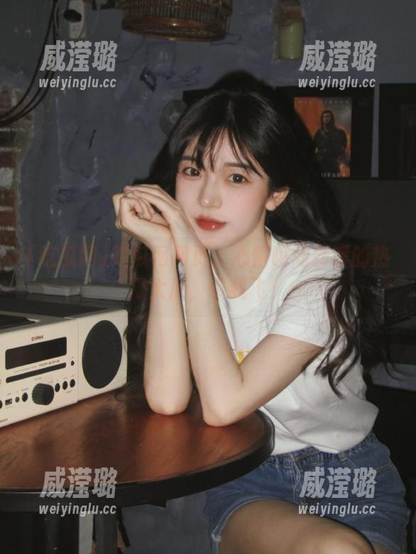 吃瓜网网页：心情瞬间转暖的热门大瓜，带我飞！