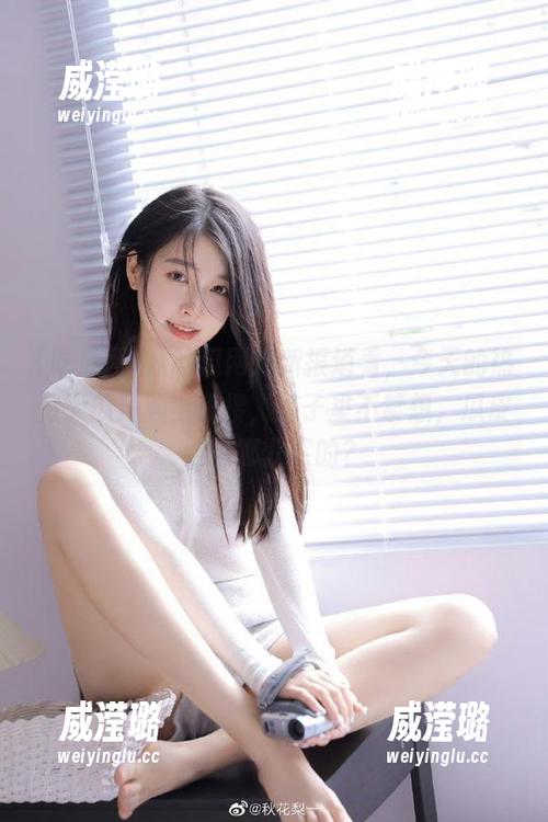 从吃瓜网最新报道看，今天的热门大瓜频频上热搜，脑子里不禁想，瓜皮到底哪儿买的？