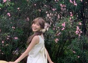 等等，吃瓜部落里大家都在疯狂观看，这究竟是怎么一回事