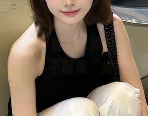 网页上的黑料不打烊，正能量正在时不时来“捣乱”！