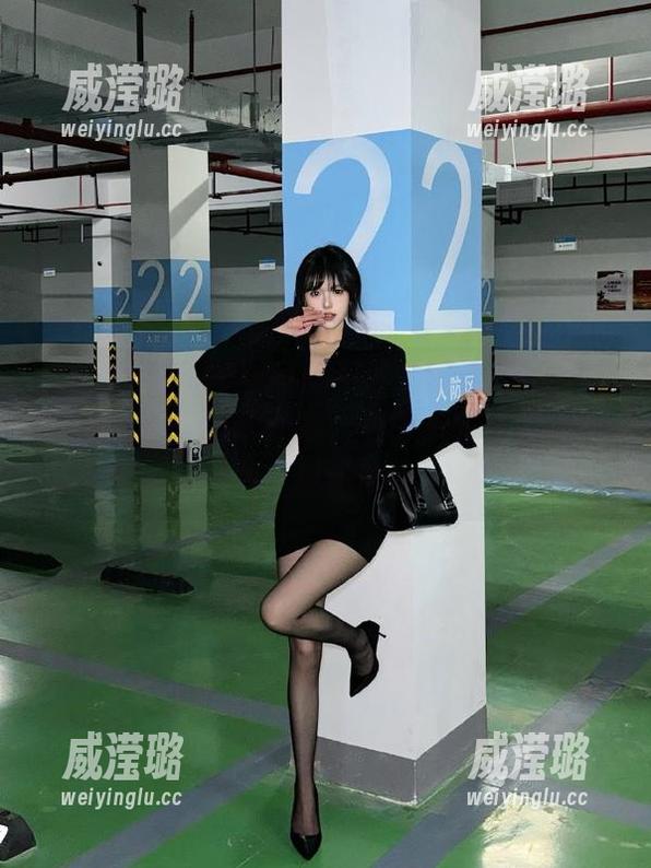 在黑料不打烊的导航指引下，我的心情异常激荡，今天决定不再沉默——就继续吃瓜！