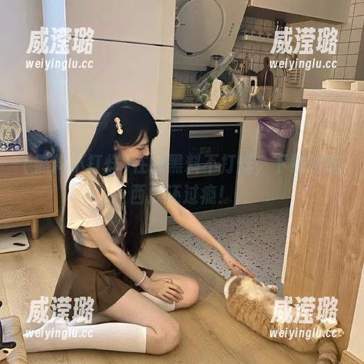 在线黑料不打烊，下载比吃西瓜还过瘾！