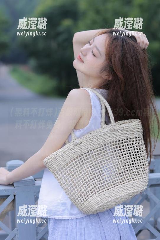 百般期待的zztt39.ccm黑料不打烊免费，却暗藏打不开的惨痛。