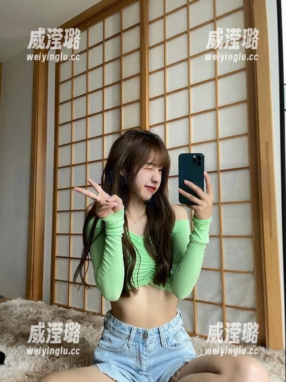 观看热剧的同时，别忘了下载黑料在线哦！