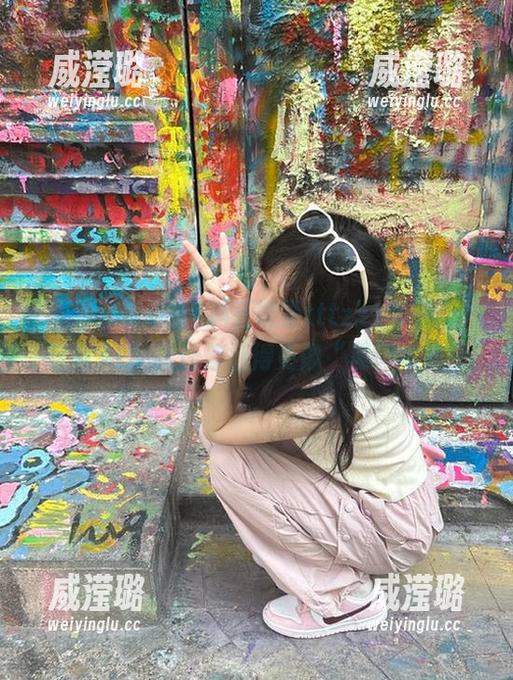 黑料正能量 黑料正能量tttzzz苹果版,这款APP能让你活得更像“黑”本质!