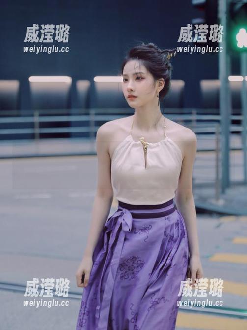 听说黑料正能量将在官网发布炫酷新功能，快来下载试试！