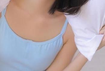 快来黑料正能量不打烊传送门，给你无尽的八卦能量！小心不要掉进坑里～