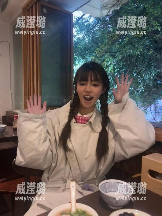 黑料社 你有黑料?我有网址!黑料社免费版app下载,瓜吃起来!