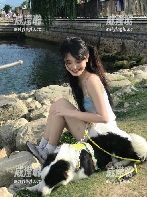 黑料社 黑料社不眠不休,资源源源不断,瓜吃到爽!