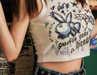 观看完黑料社吧，感觉自己也变成了“知情者”？
