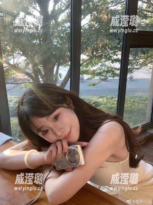 黑料社正能量 黑料社正能量的“传送门”真是个不可思议的存在,瓜永不停息!