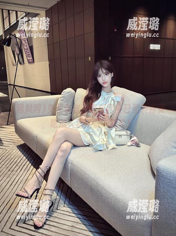 免费拿走，黑料网今日黑料首页，吃瓜人群欢聚一堂哇！
