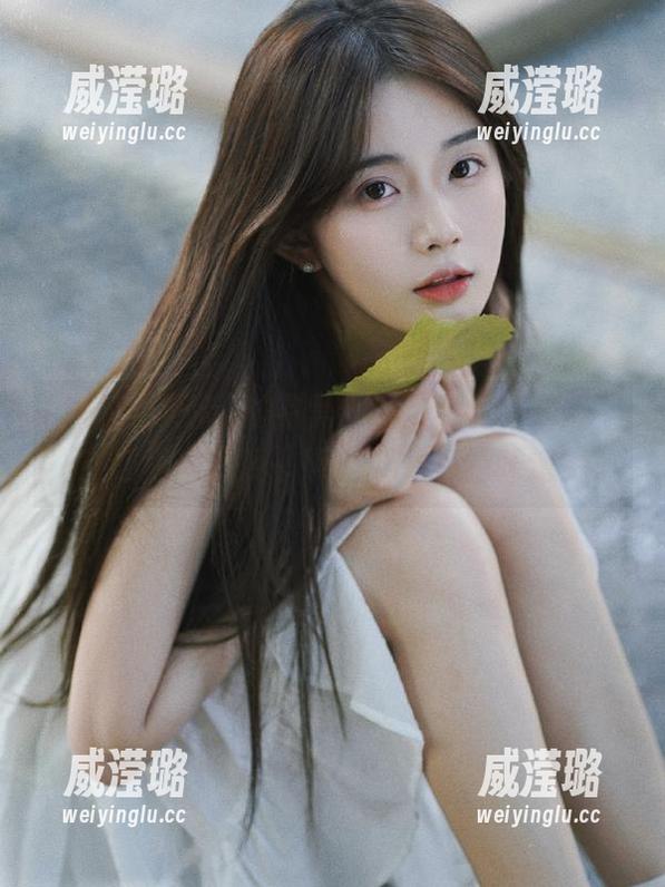 谁有黑料网页版的“地址”？让我来感受一下新鲜八卦的味道！