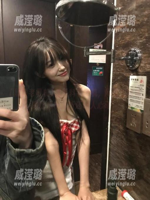 看黑料老司机，网址里的信息比超市打折还让人心动。